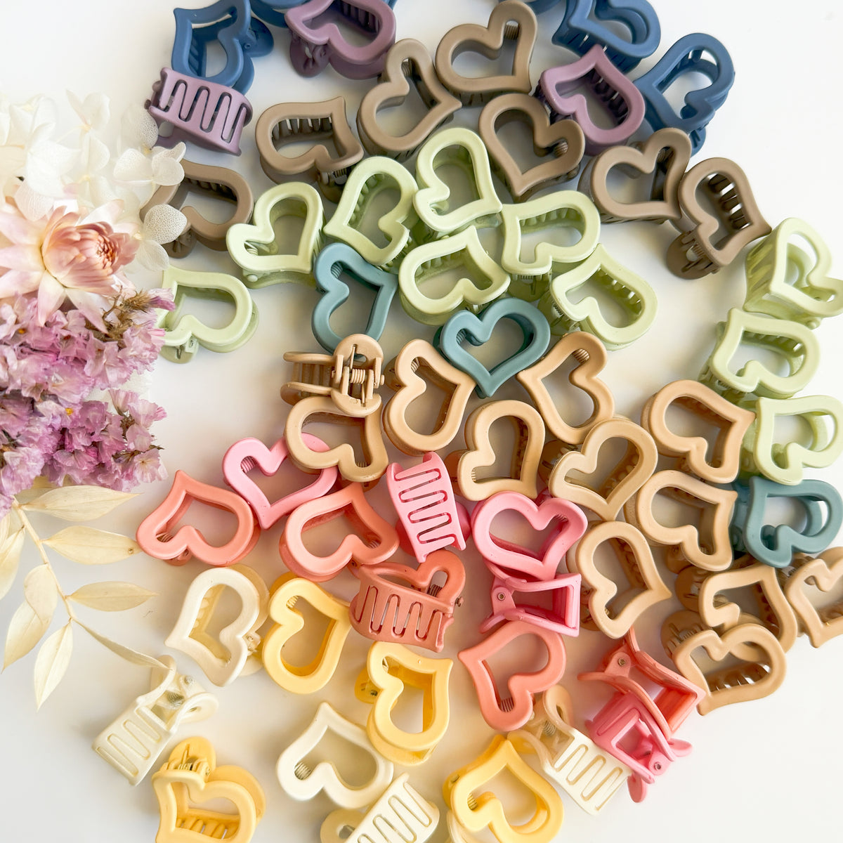 Mini pastel hair claws