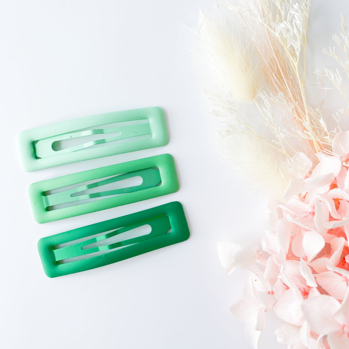 Large pastel coated Bar Clips - Green