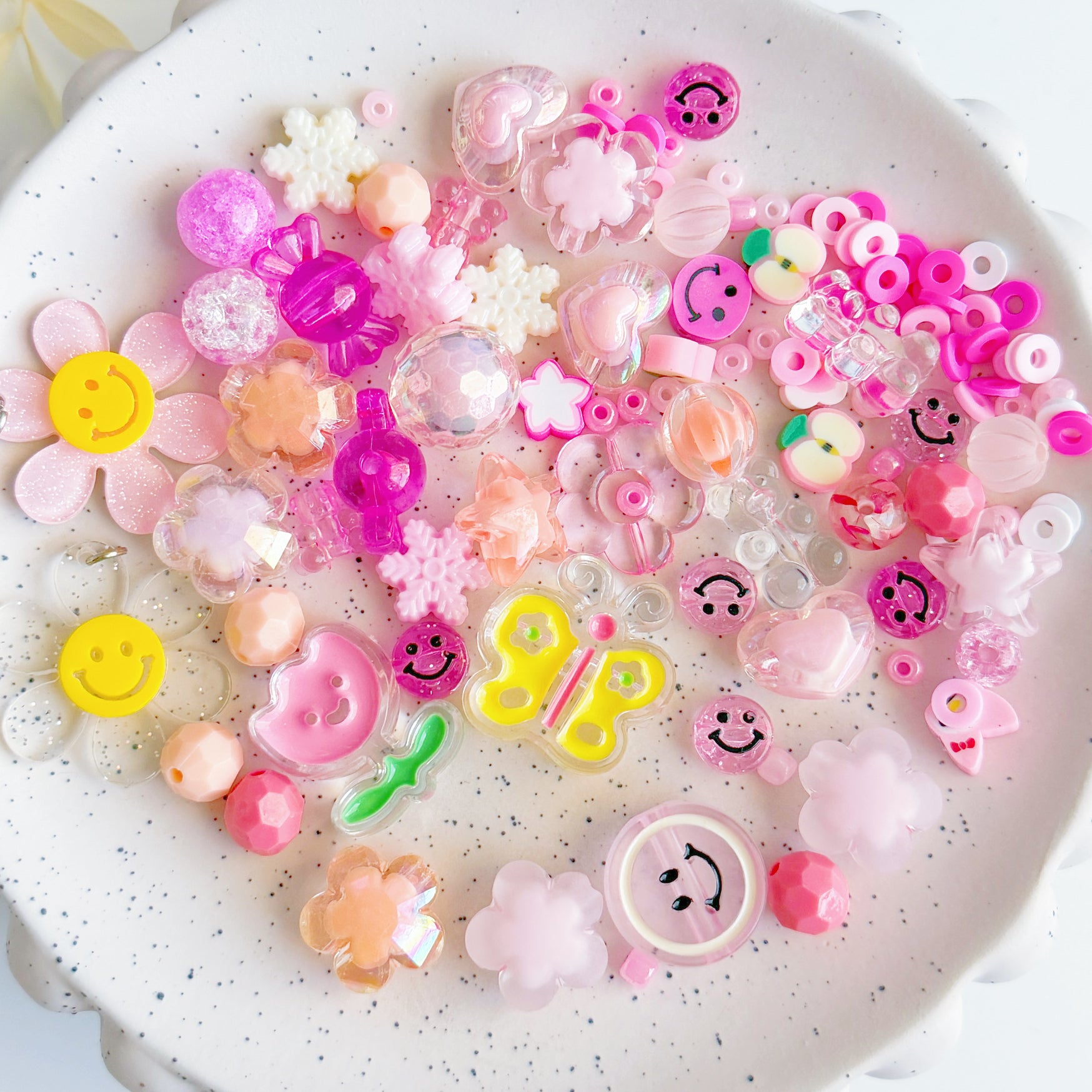 Pink Bead Soup Mix (60g) + 2 Bonus Charms