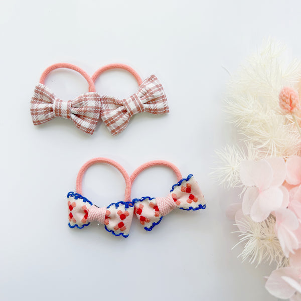 Classic bow hair ties (3cm hair ties)- Pink with love heart